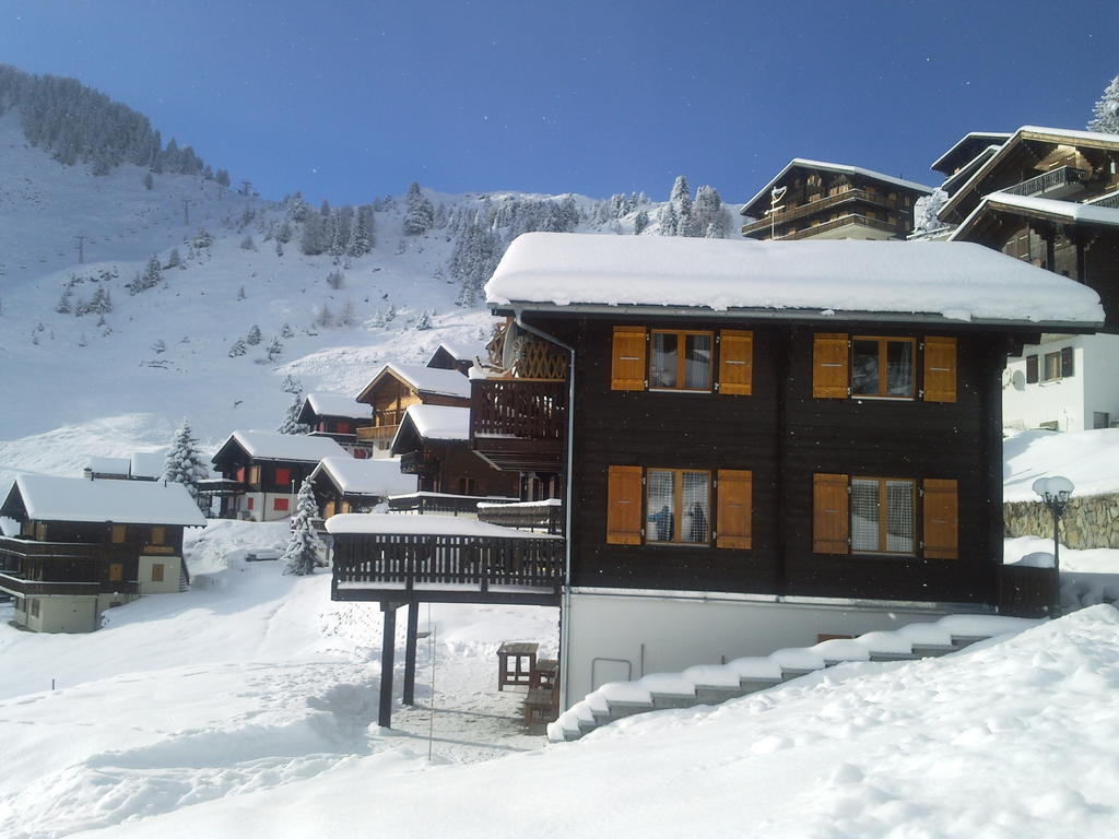 Chalet Valaisia Риедералп Екстериор снимка