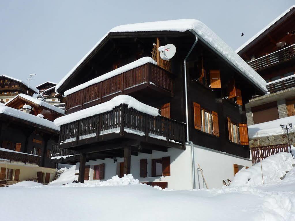 Chalet Valaisia Риедералп Екстериор снимка
